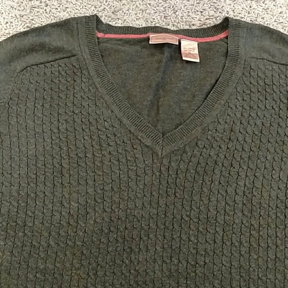 127 Sweater - Picture 2 of 3